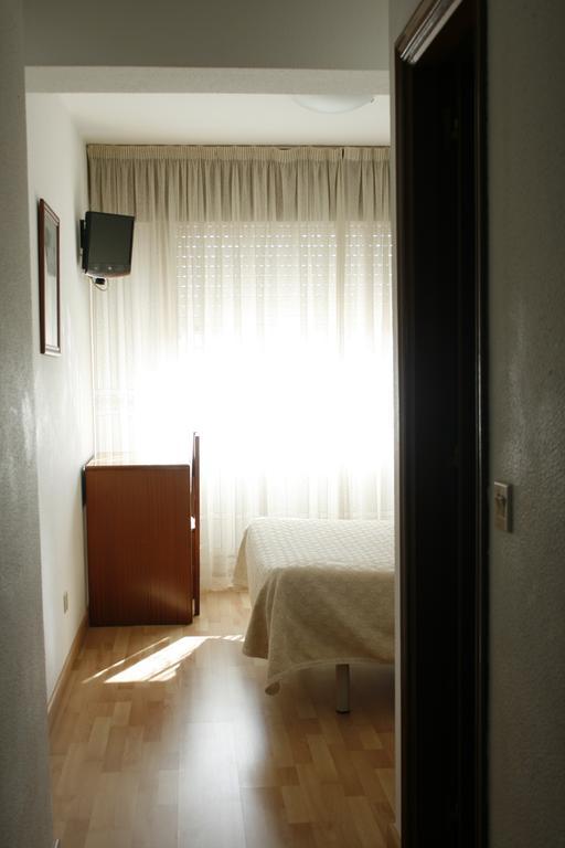 Hostal Liste Station A Coruña Habitación foto